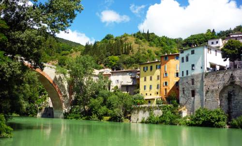 Fossombrone Italien Last-Minute-Rabattcode Booking.com