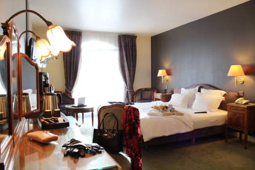 Les-Loges-en-Josas Francia Último Minuto Código de Descuento Booking.com