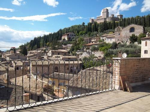 Asís Italia Último Minuto Código de Descuento Booking.com