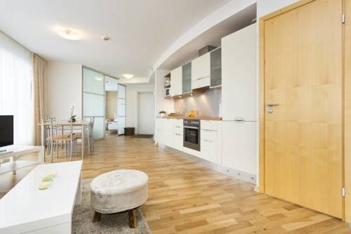 Tallin Estonia Último Minuto Código de Descuento Booking.com