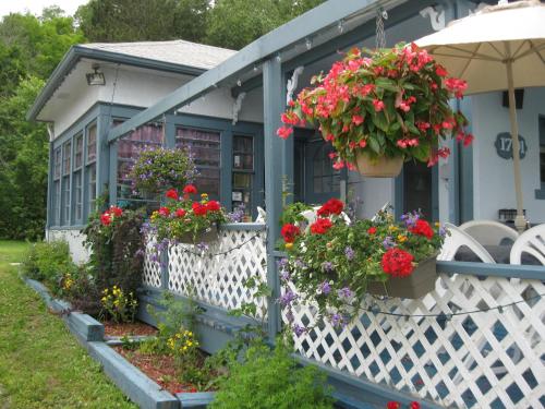 Saint-Jean-des Piles (QC) Canada Last Minute Discount Code Agoda.com