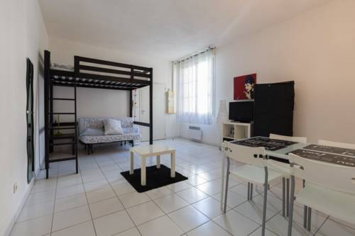 Montpellier Francia Último Minuto Código de Descuento Booking.com