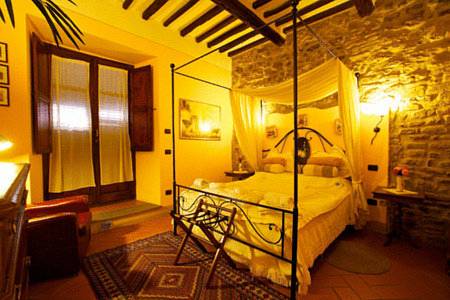 Cortona Italië Laatste minuut Kortingscode Booking.com