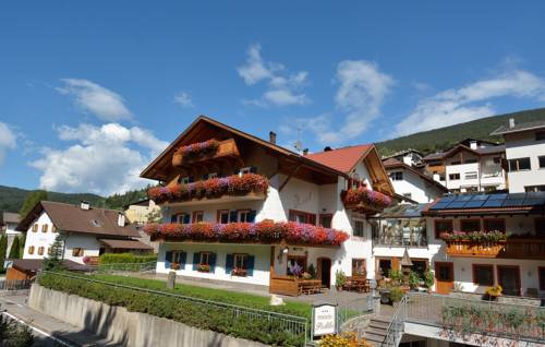 Ortisei (St. Ulrich) Italien Last-Minute-Rabattcode Booking.com