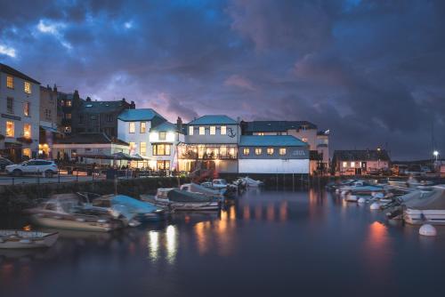 Falmouth United Kingdom Last Minute Discount Code Agoda.com