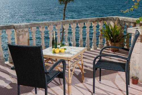 Aucanada Spain Last Minute Discount Code Booking.com
