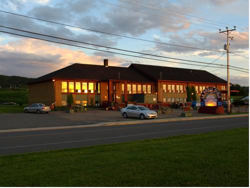 Sainte-Anne-des-Monts (Québec) Canada Last Minute Discount Code Booking.com