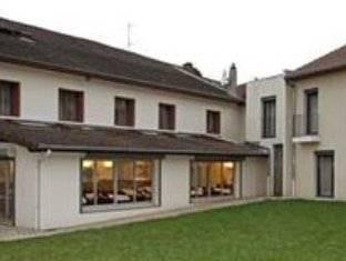 Montagnieu France Last Minute Discount Code Agoda.com