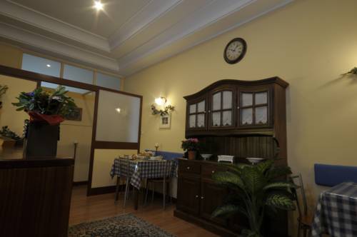 Napoli Italien Last-Minute-Rabattcode Booking.com