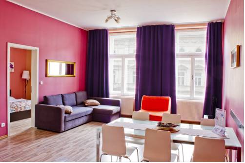 Praga Republica checa Último Minuto Código de Descuento Booking.com