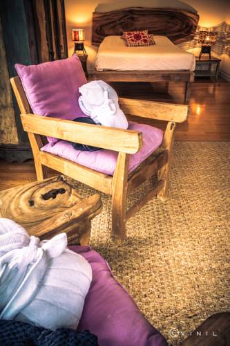 Acton Vale (Québec) Canada Last Minute Discount Code Booking.com