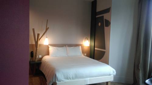 Moulins Frankreich Last-Minute-Rabattcode Booking.com