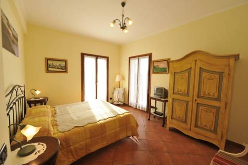 Diano Castello Italia Último Minuto Código de Descuento Booking.com