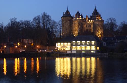 Combourg Frankreich Last-Minute-Rabattcode Booking.com