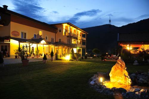 Tröpolach Austria Last Minute Discount Code Booking.com