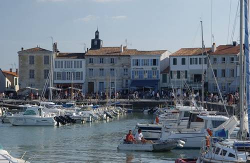 La Flotte France Last Minute Discount Code Booking.com