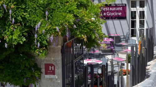 Fontenay-le-Comte France Last Minute Discount Code Agoda.com