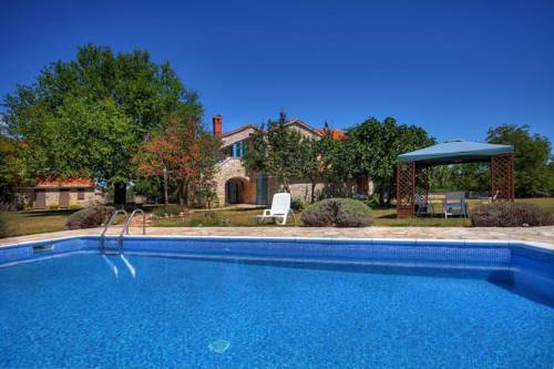 Foli Croatia Last Minute Discount Code Booking.com