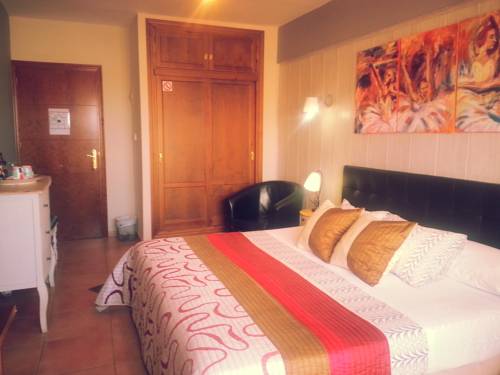 Nerja España Último Minuto Código de Descuento Booking.com