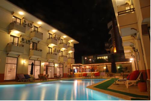 Cesme Turquía Último Minuto Código de Descuento Booking.com
