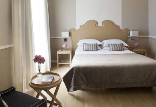 Naples Italy Last Minute Discount Code Booking.com
