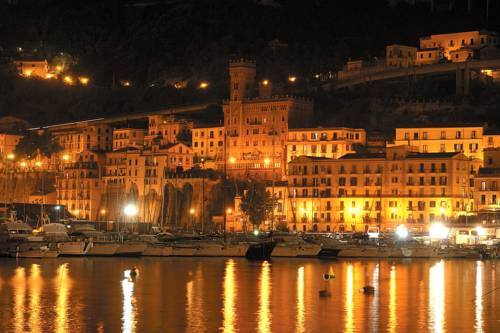 Salerno Italië Laatste minuut Kortingscode Booking.com