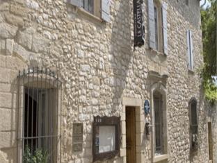 Collias France Last Minute Discount Code Agoda.com