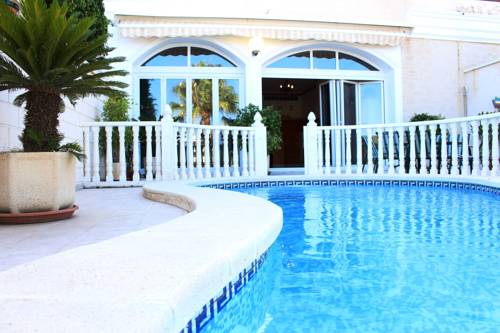 Torrevieja España Último Minuto Código de Descuento Booking.com