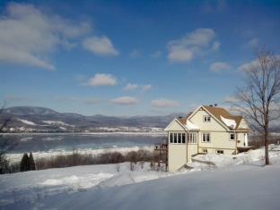 Sainte-Famille (QC) Canada Last Minute Discount Code Agoda.com