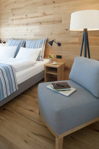 Unterföhring Germany Last Minute Discount Code Booking.com