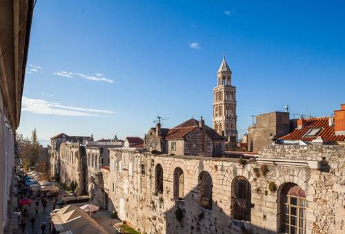 División Croacia Último Minuto Código de Descuento Booking.com