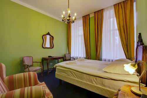 San Petersburgo Rusia Último Minuto Código de Descuento Booking.com