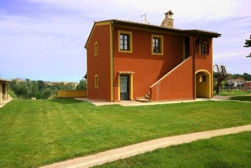 Lari Italy Last Minute Discount Code Booking.com