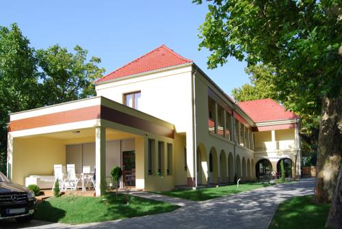 Balatonszárszó Hungary Last Minute Discount Code Booking.com
