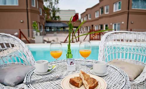 Pilar Argentina Last Minute Discount Code Booking.com