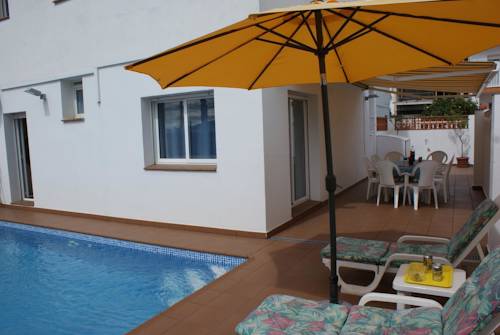 L'Escala Spain Last Minute Discount Code Booking.com