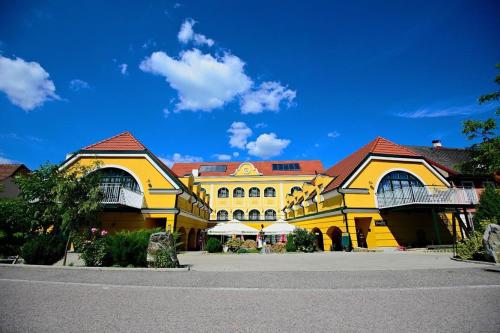 Rossatz Austria Last Minute Discount Code Agoda.com