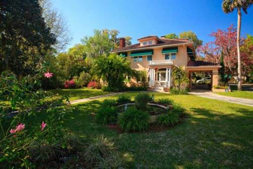 Mount Dora (Florida) United States Last Minute Discount Code Booking.com
