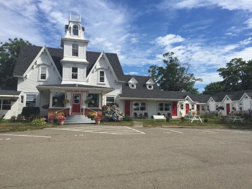 Yarmouth (NS) Canada Last Minute Discount Code Agoda.com