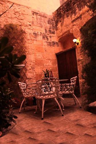 Rabat Malta Último Minuto Código de Descuento Booking.com