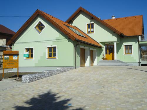 Staatz Austria Último Minuto Código de Descuento Booking.com