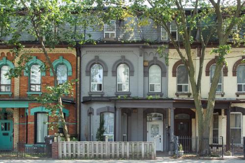 Toronto (ON) Canada Last Minute Discount Code Agoda.com