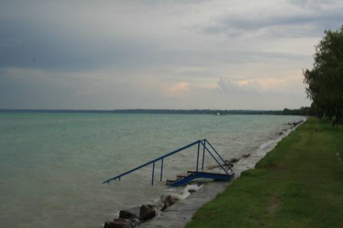 Siófok Hungría Último Minuto Código de Descuento Booking.com