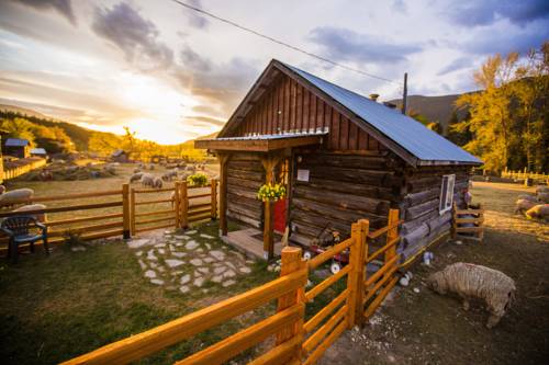 Vavenby (British Columbia) Canada Last Minute Discount Code Booking.com