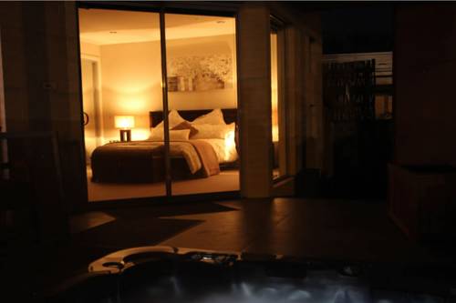 Mornington Australia Last Minute Discount Code Booking.com