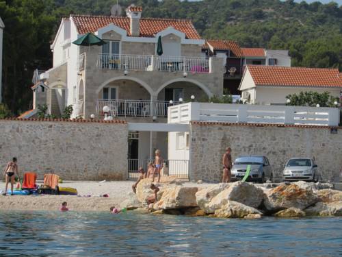 Slatine Croacia Último Minuto Código de Descuento Booking.com