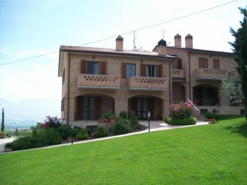 Montefalco Italia Último Minuto Código de Descuento Booking.com