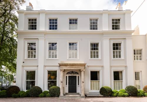 Cheltenham Royaume-Uni Code de réduction de dernière minute Booking.com