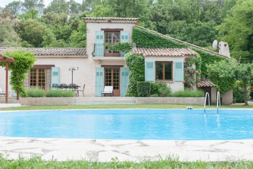 Le Thoronet France Last Minute Discount Code Booking.com