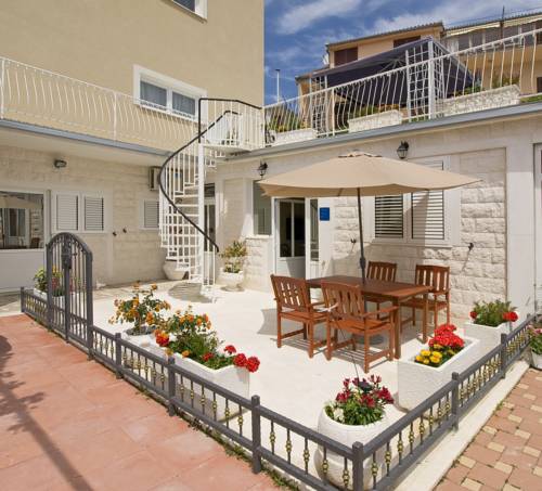 Seget Vranjica Kroatien Last-Minute-Rabattcode Booking.com